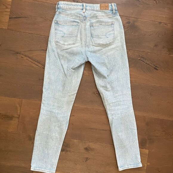 American Eagle Strigid Mom Jeans US Size 0 - Picture 2 of 5